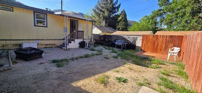 Building Photo - Home in Los Padres Estates