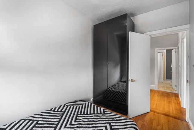 Building Photo - 195 Bunker Hill St