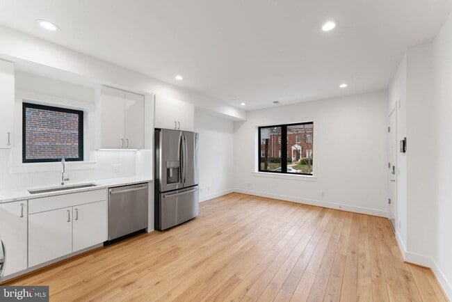 Building Photo - 2217 40th St NW