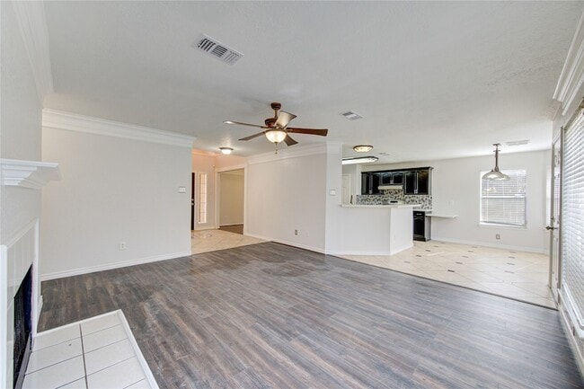Building Photo - 14123 Torrey Forest Dr
