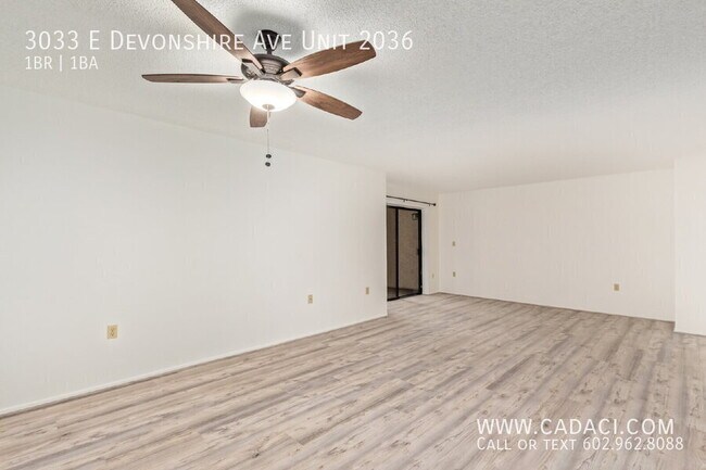 Building Photo - 3033 E Devonshire Ave