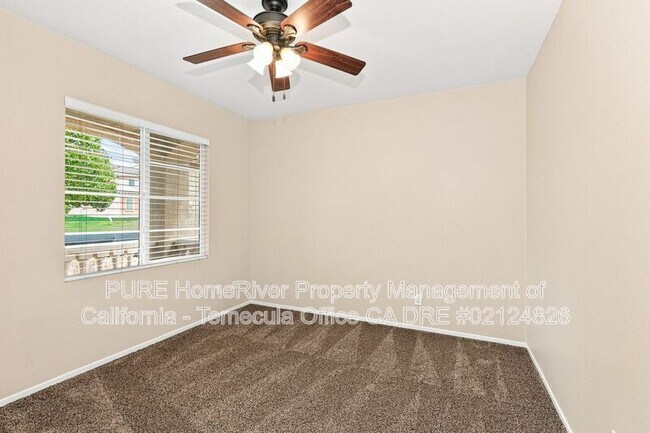 Building Photo - 31281 E Pointe Ct