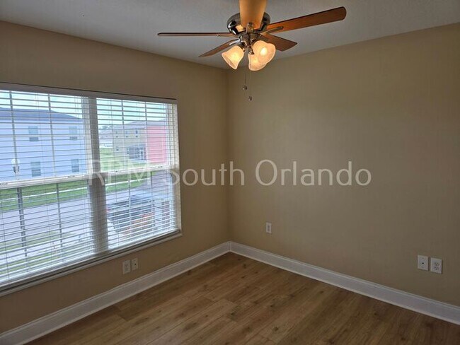 Building Photo - Dundee Station