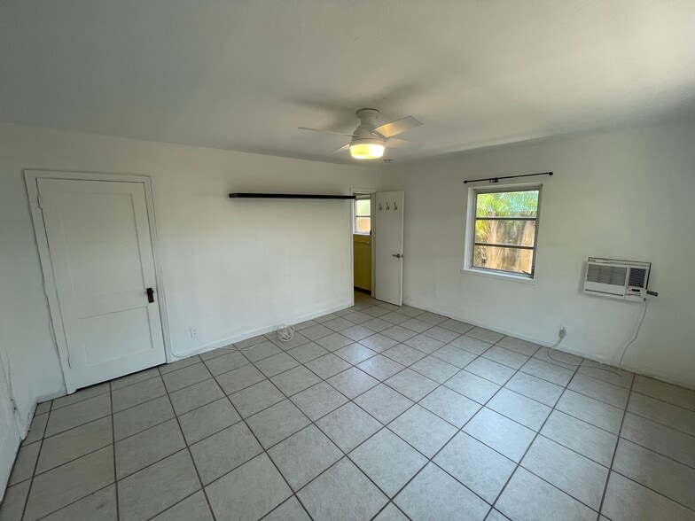 Building Photo - 1425 Madison St