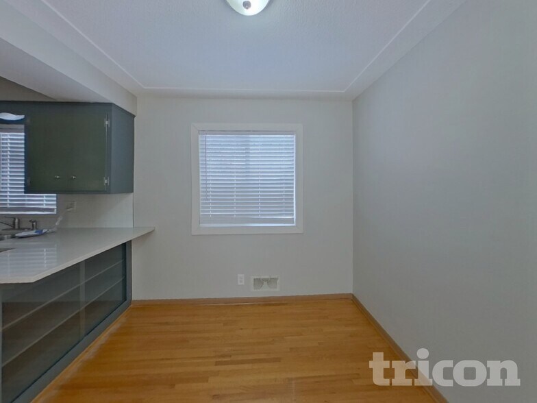 Building Photo - 2606 65th Ave N