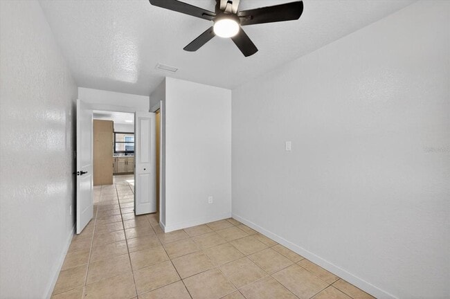 Building Photo - 773 W Harbor Dr S
