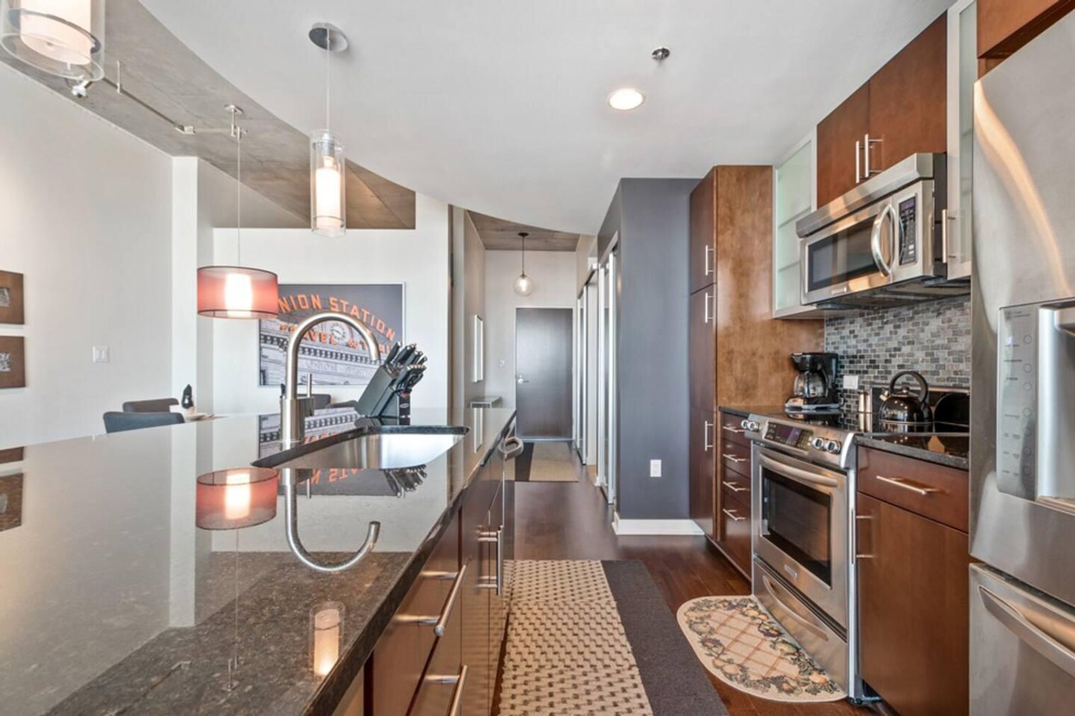 Building Photo - 1515 Champa St