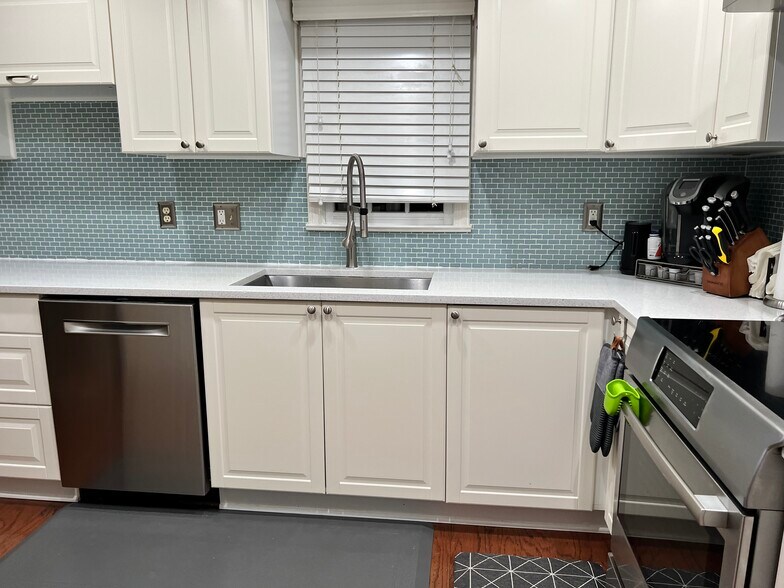 Building Photo - 2723 Carter Farm Ct