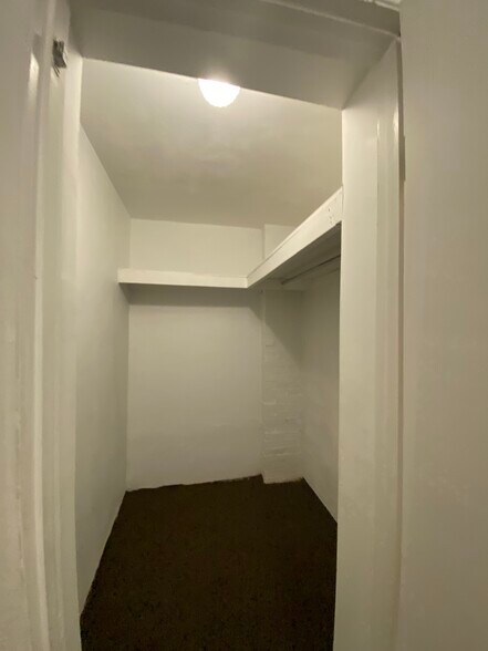 Building Photo - 514 Ivy St