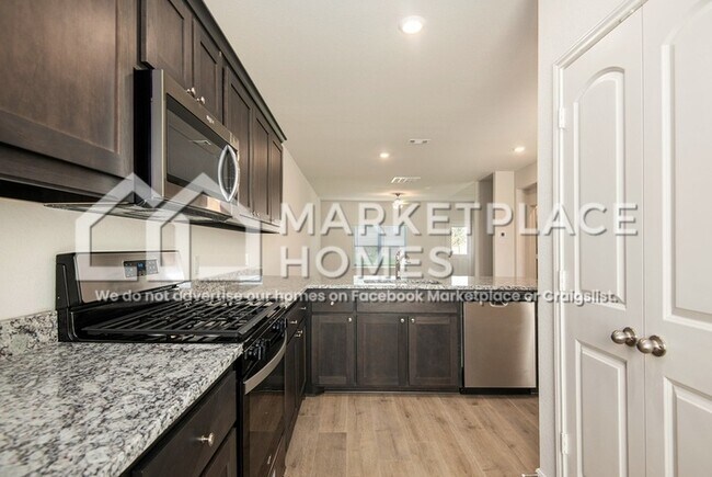 Building Photo - 10920 Gray Mare Dr