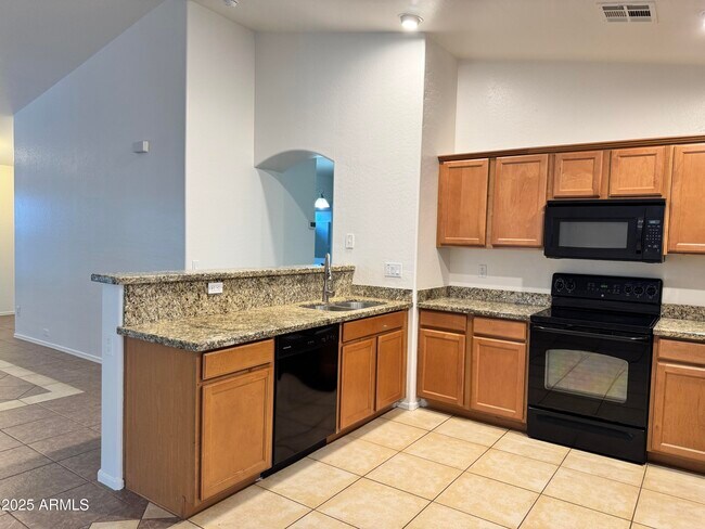 Building Photo - 45775 W Windmill Dr