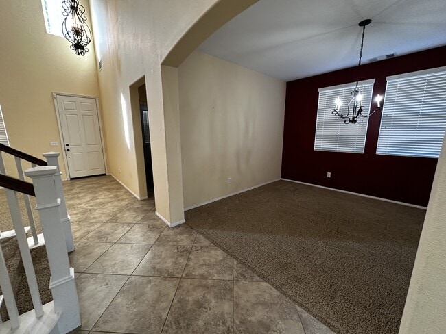 Building Photo - 1155 Polyanthus Ln