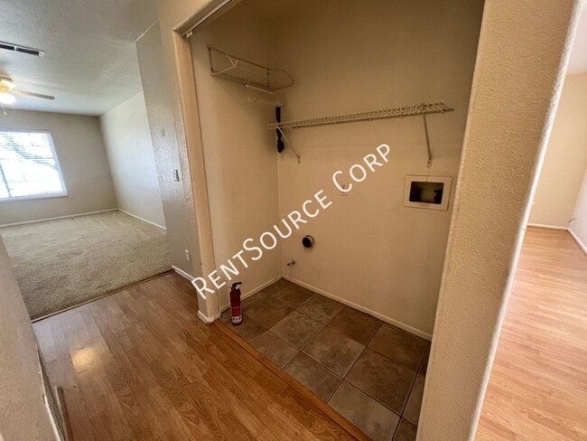 Building Photo - 3424 Amber St