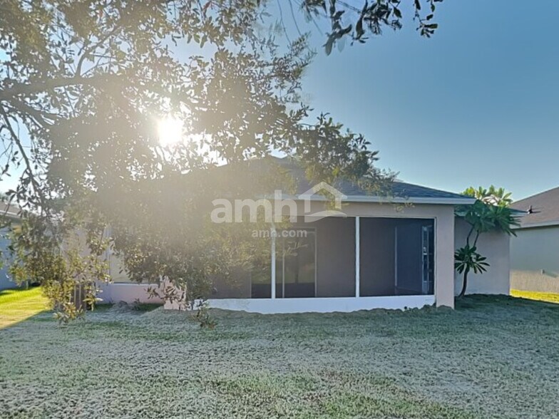 Building Photo - 1315 Tarton Way