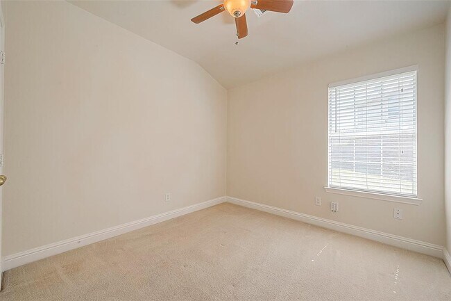 Building Photo - 9407 Dora Meadows Dr