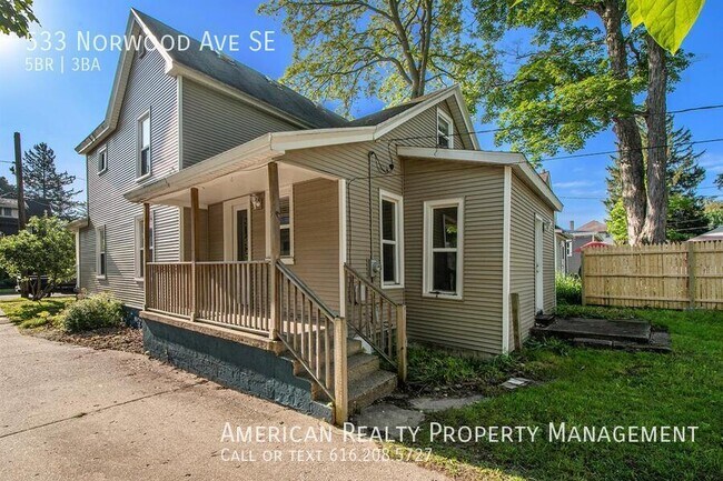 Building Photo - 533 Norwood Ave SE