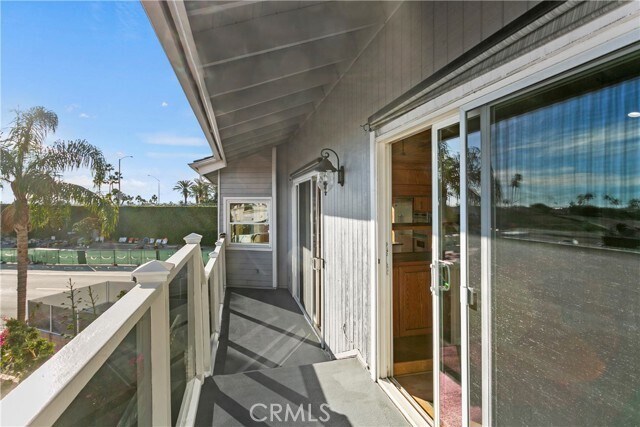 Building Photo - 207 La Jolla Dr