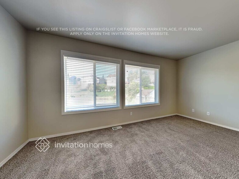 Building Photo - 35235 6th Ave SW