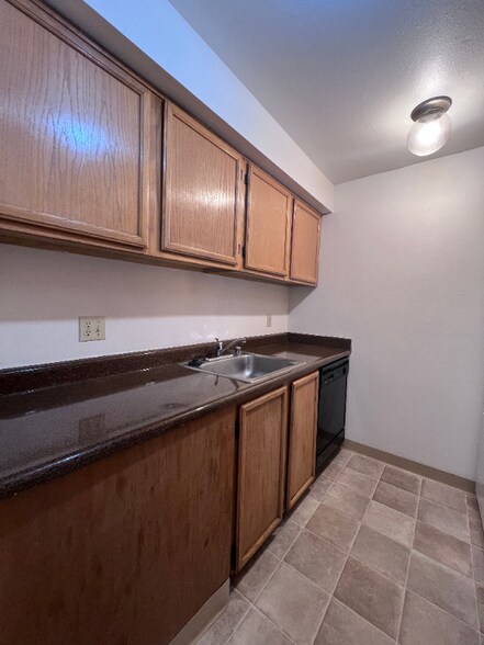 Building Photo - 10522 Lake City Way NE