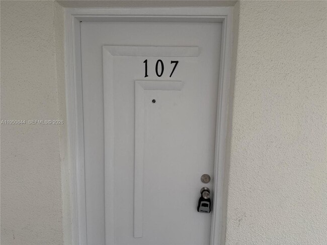 Building Photo - 4235 N University Dr