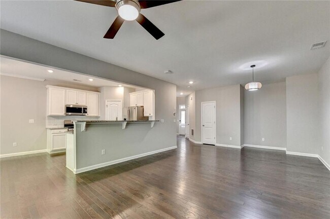 Building Photo - 7245 Heritage Oak Ct