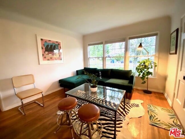 Building Photo - 6426 W 83rd St