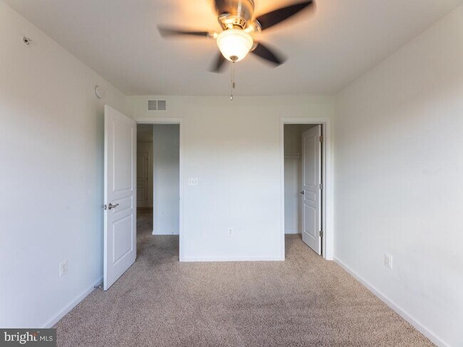 Building Photo - 14766 Malloy Ct