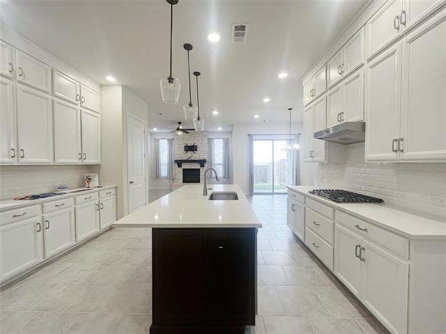 Building Photo - 17745 Sage Ln