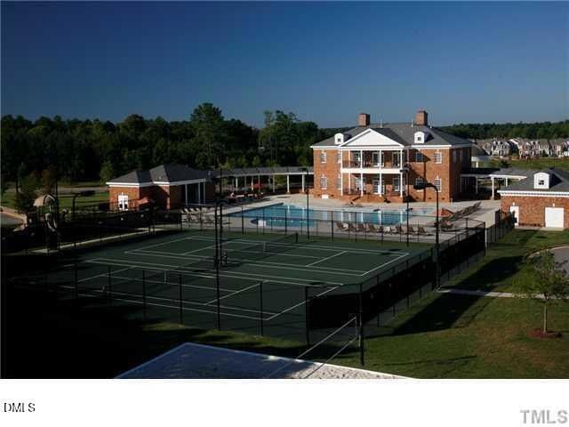 Building Photo - 708 Bryant St