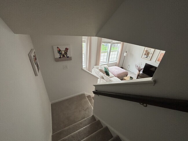 Building Photo - 513 Turquoise Ln