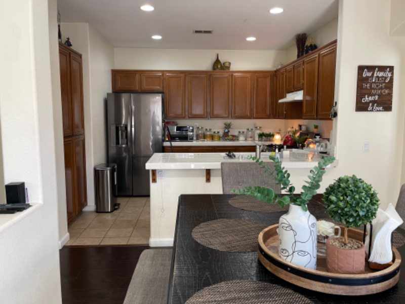 Building Photo - 6373 Avenida De Las Vistas