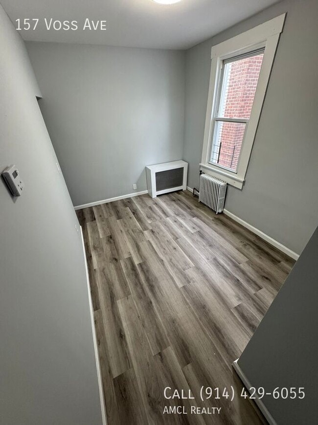 Building Photo - 157 Voss Ave