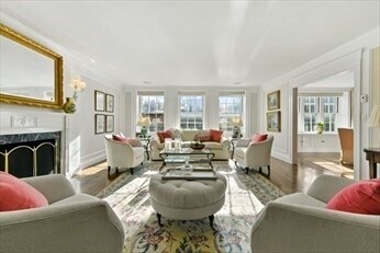 Building Photo - 83 Beacon St