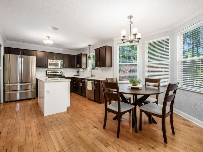 Building Photo - 3259 Longspur Dr