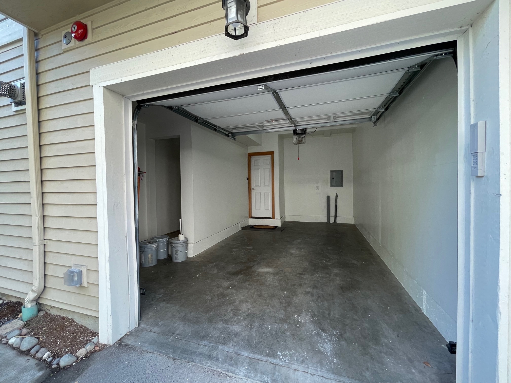 Building Photo - 4342 7th Ave NE
