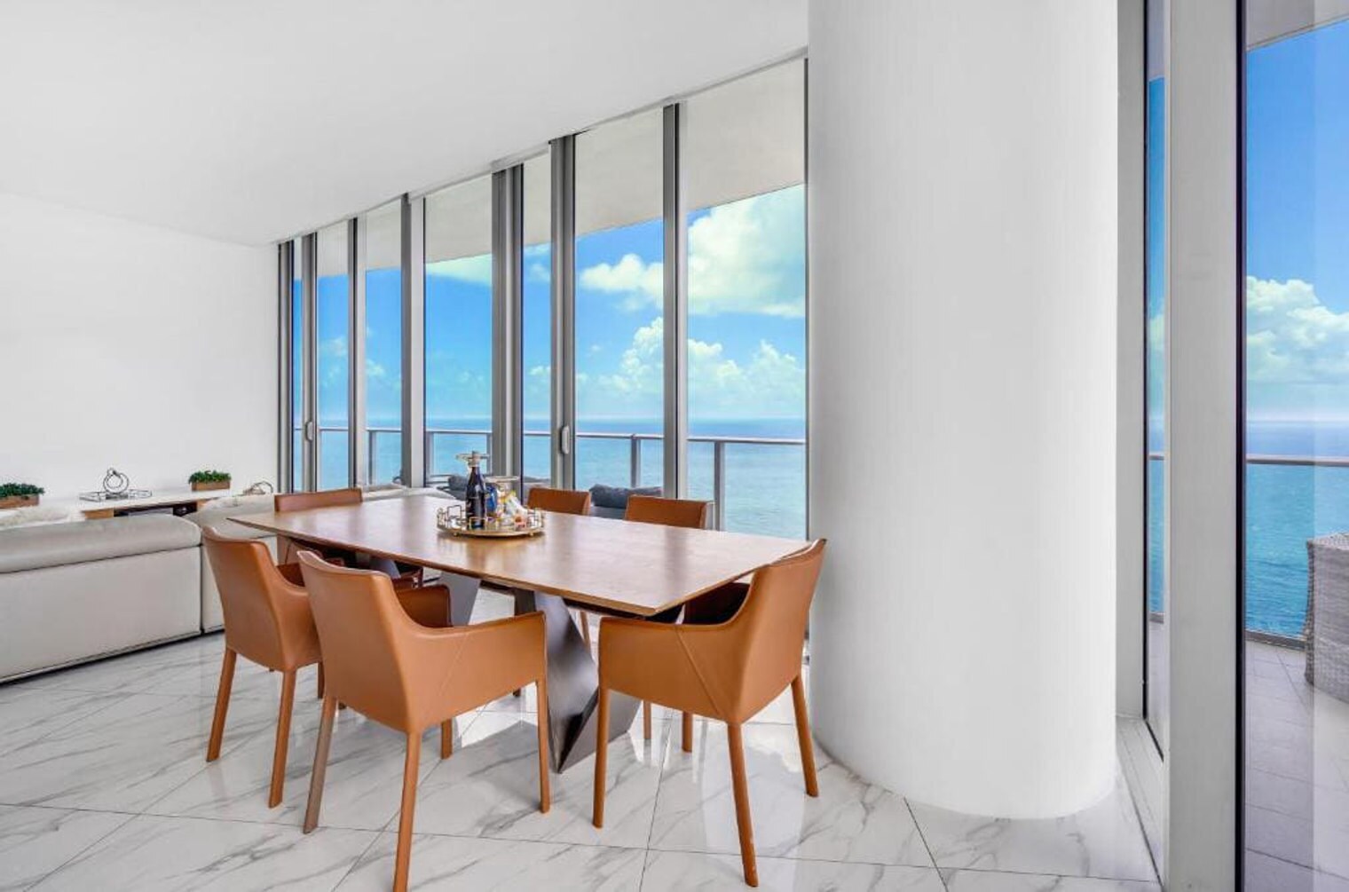 Building Photo - 4111 S Ocean Dr