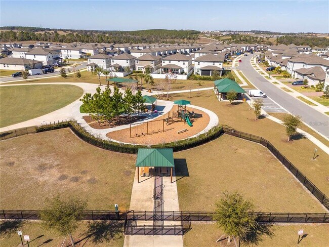 Building Photo - 2337 Treasure Hill St