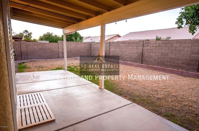 Building Photo - 8528 W Pershing Ave