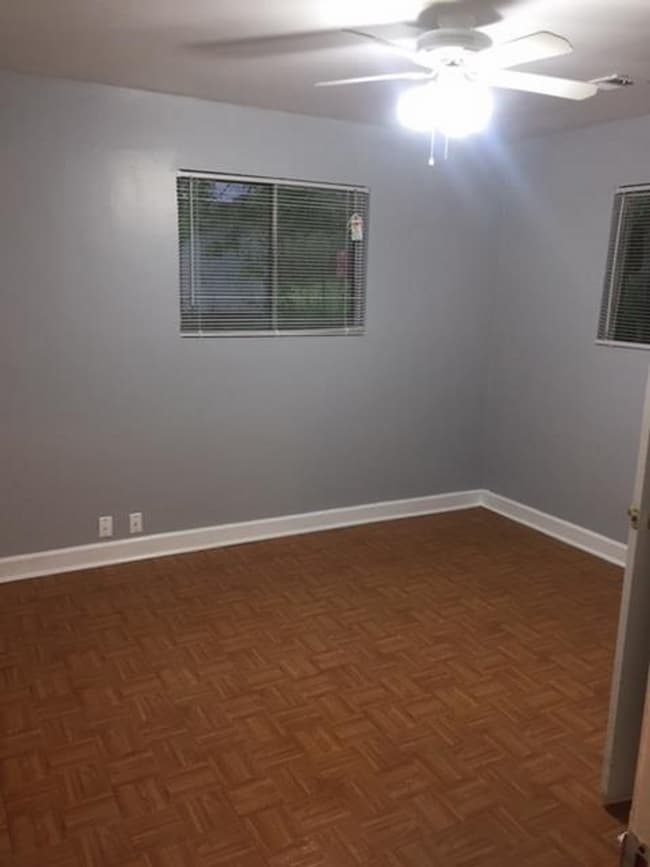 Building Photo - Move In Special – Limited Time Only! Now t...