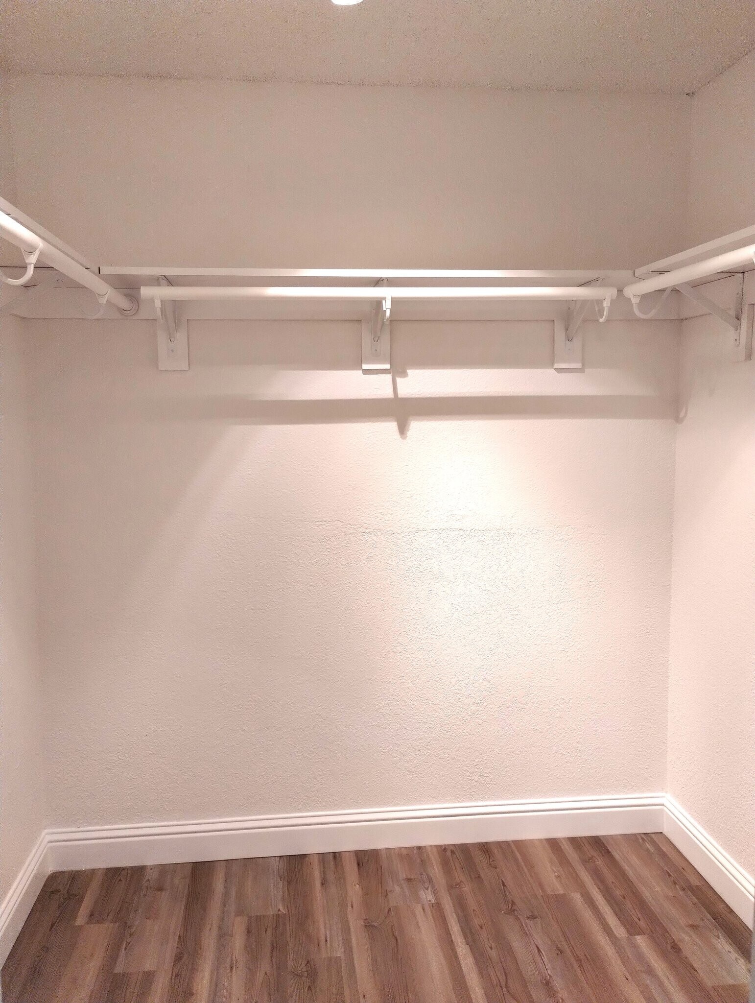 Building Photo - 637 Grambling Ct