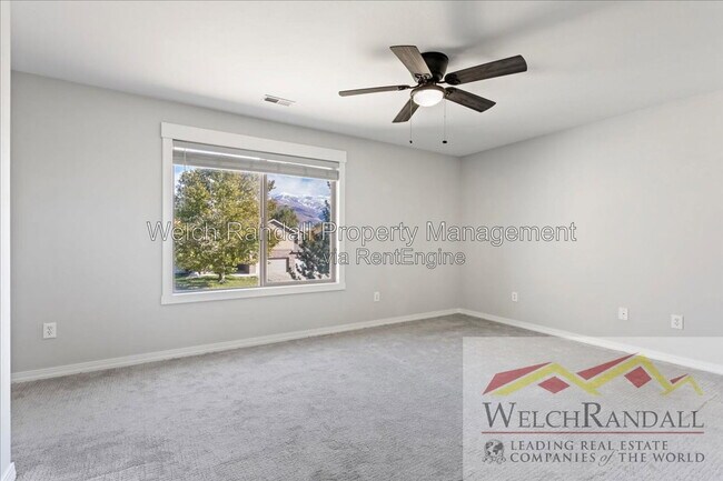 Building Photo - 430 S Lincolnshire Way