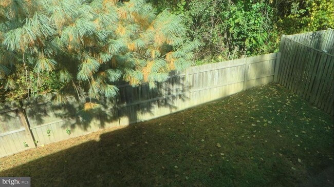 Building Photo - 1126 Pewter Ct