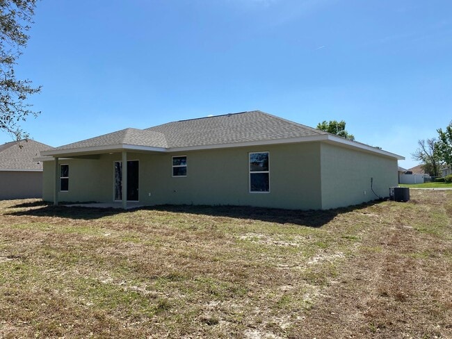 Building Photo - Custom Home - Kingsland Country Estates Desirable  4/2/2 **Won't Last**