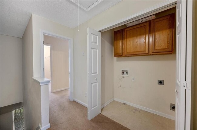 Building Photo - 220 Magnolia Leaf Dr