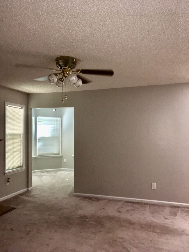 Building Photo - 6140 Gray Gate Ln