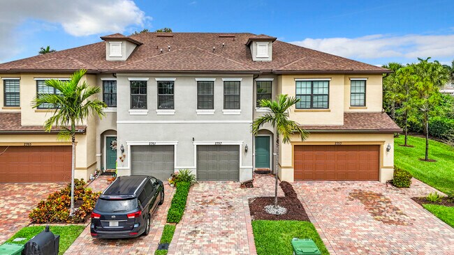 Primary Photo - 2757 Troubadour St