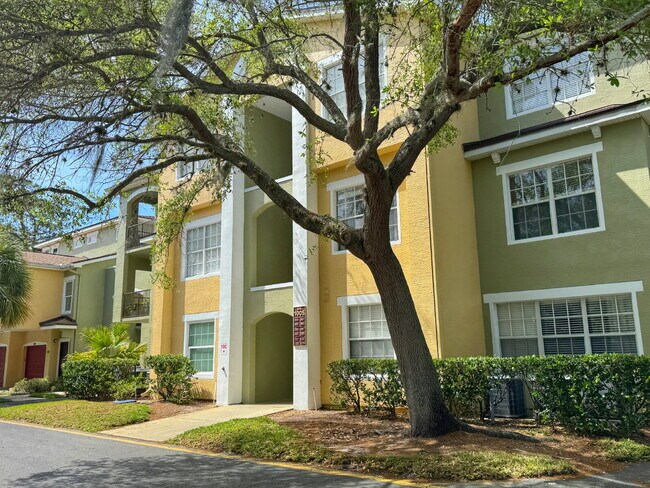 Building Photo - 2 BR / 2 BA Las Palmas Condo!