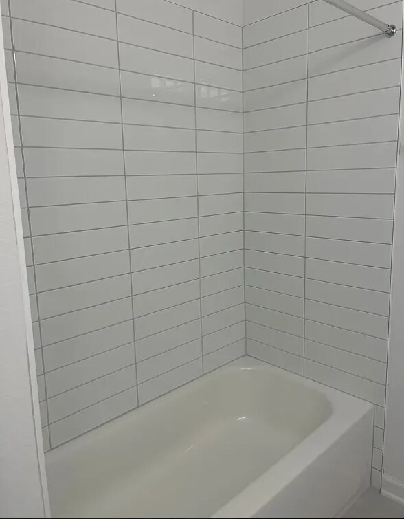 Building Photo - 563 Cherry Elm Dr