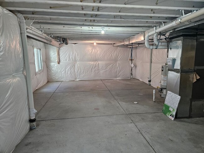 Building Photo - 3 Bed 2.5 Bath Home In Commerce City