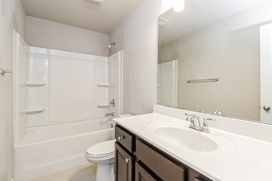 Building Photo - 1325 State Rd 2842